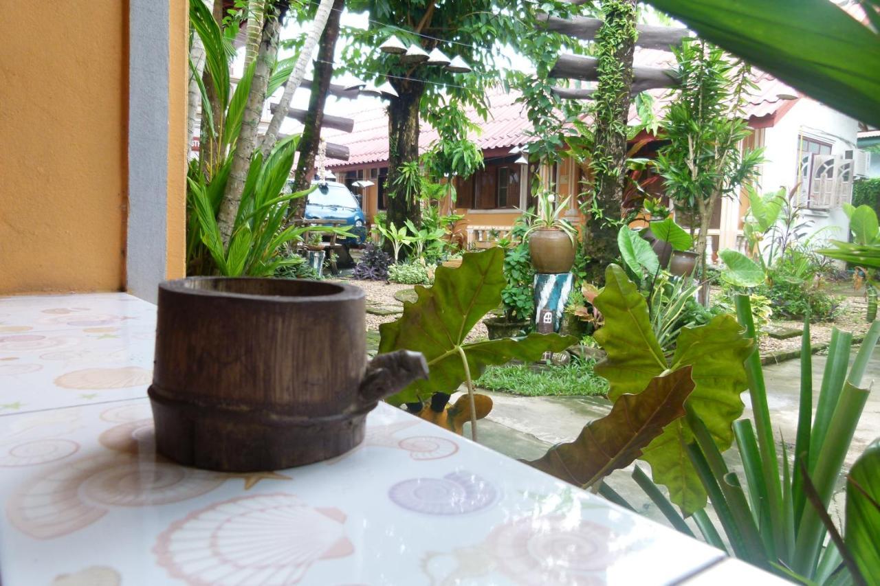 Khamphouy Guesthouse Champasak Zewnętrze zdjęcie