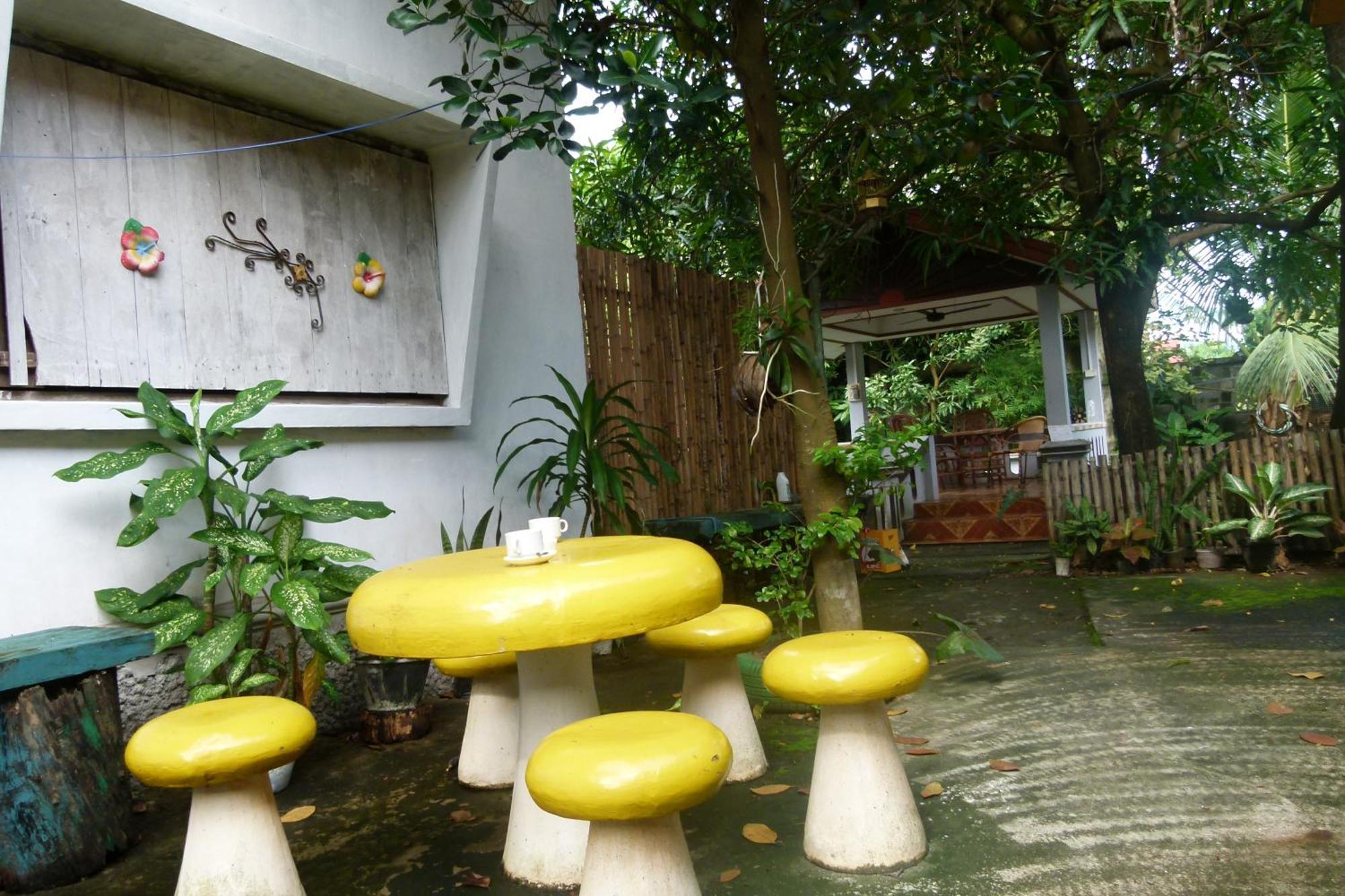 Khamphouy Guesthouse Champasak Zewnętrze zdjęcie