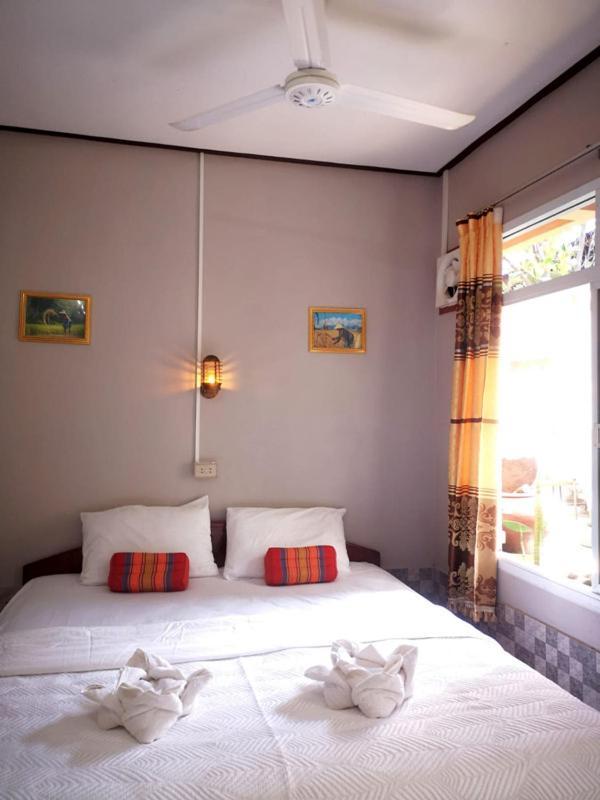 Khamphouy Guesthouse Champasak Zewnętrze zdjęcie
